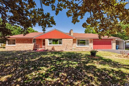 2138 Ne 39th St, Topeka, KS, 66617-3605 | Card Image