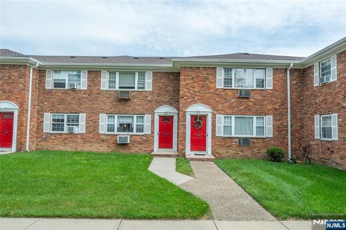 1247 Valley Rd, Wayne, NJ, 07470-7978 | Card Image