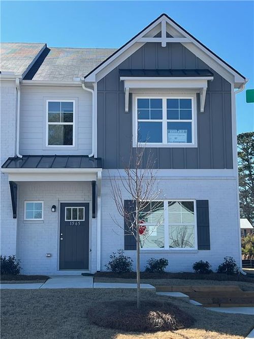 87-1565 Salem Dr, Conyers, GA, 30013-5506 | Card Image
