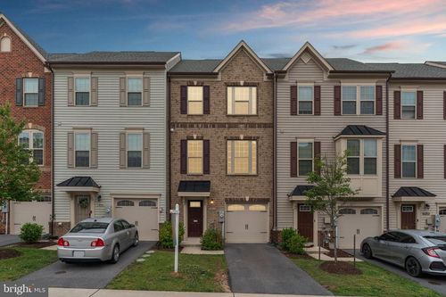 7911 N Gladden Farm Way, HANOVER, MD, 21076-2419 | Card Image