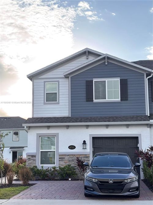 4711 Campsite Loop, ORLANDO, FL, 32824-4548 | Card Image