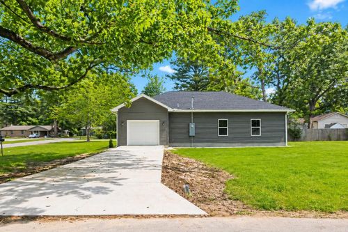 713 Ellis St, Jacksonville, AR, 72076-5705 | Card Image