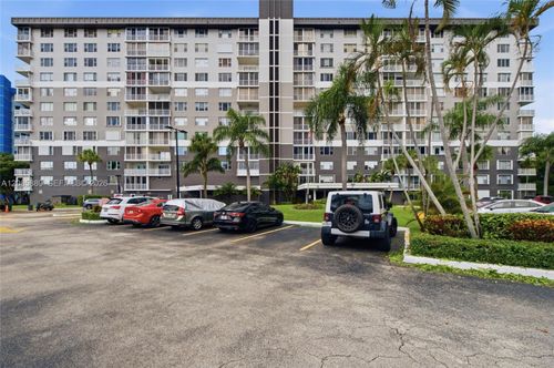 808-3850 Washington St, Hollywood, FL, 33021-7356 | Card Image