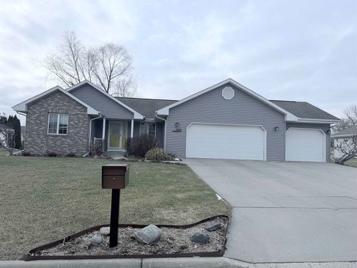 1205 Shawnee Street, Fort Atkinson, WI, 53538-9998 | Card Image