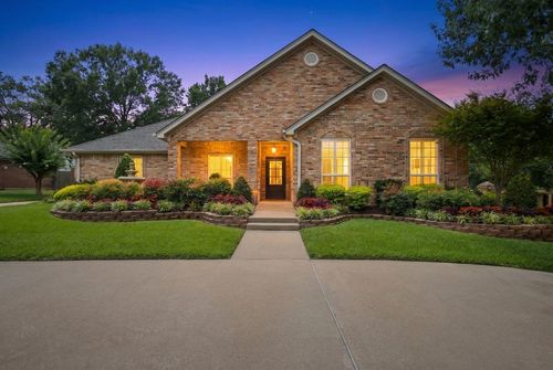 4 Woodbox Dr, Henderson, TX, 75652-9156 | Card Image