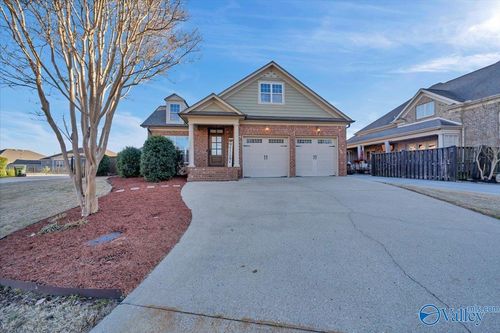 803 Box St, Athens, AL, 35611-3658 | Card Image