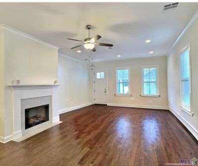 15030 Vintage Jade Ct, House other with 3 bedrooms, 2 bathrooms and null parking in Baton Rouge LA | Image 2