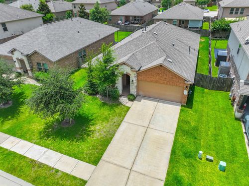 138 Meadow Grove Dr, Conroe, TX, 77384-5610 | Card Image