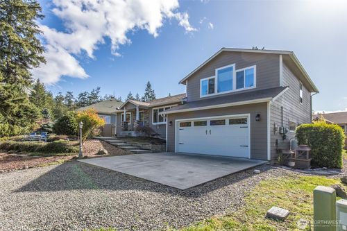 306 Taylor Blvd, Sequim, WA, 98382-9115 | Card Image