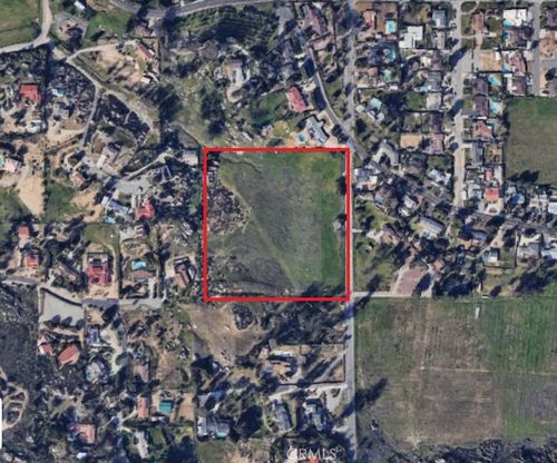 27475 Cornell St, Hemet, CA, 92544-8218 | Card Image