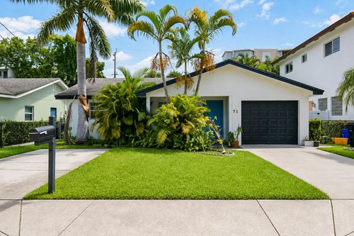 71 18th Ave S, Lake Worth Beach, FL, 33460-5809 | Card Image
