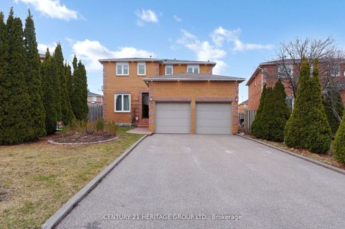 5 Mandel Cres, Richmond Hill, ON, L4C9Z7 | Card Image
