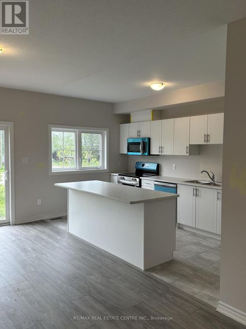 59-677 Park Rd N, Brantford, ON, N3R0C2 | Card Image
