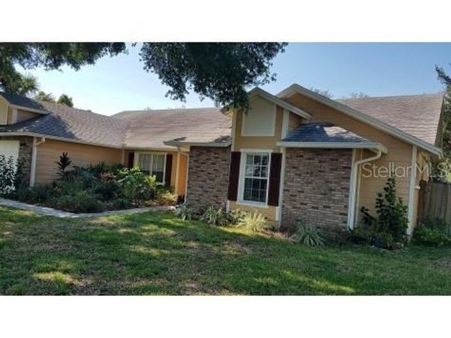 1401 Holleman Drive, House other with 4 bedrooms, 3 bathrooms and null parking in Valrico FL | Image 1