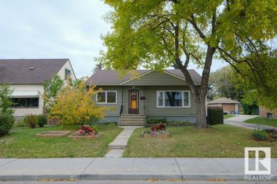 13616 115 Ave Nw, House other with 4 bedrooms, 2 bathrooms and 4 parking in Edmonton AB | Image 1