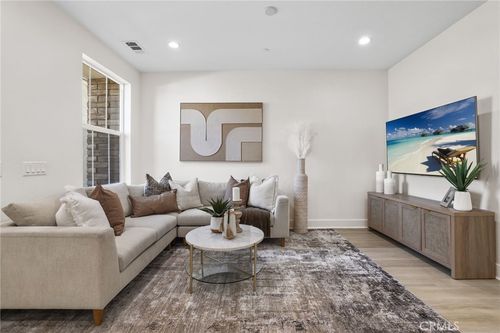 5 Piara St, Rancho Mission Viejo, CA, 92694-1821 | Card Image