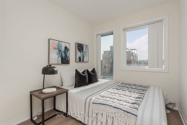 3 - 175 William Duncan Rd, Condo with 2 bedrooms, 2 bathrooms and 1 parking in North York ON | Image 18