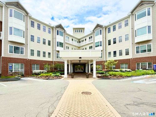 405-1 King Philip Dr, West Hartford, CT, 06117-2150 | Card Image