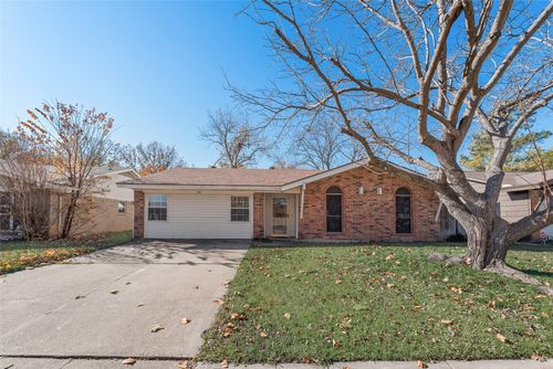 419 Woodcrest Way, Forney, TX, 75126-9735 | Card Image