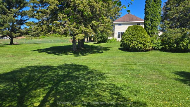 2670 Chiswick Line, House other with 3 bedrooms, 2 bathrooms and 4 parking in Powassan ON | Image 6