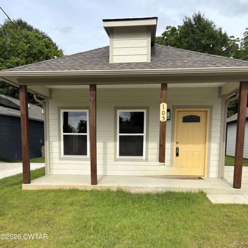 105 Dempster St, Jackson, TN, 38301-7244 | Card Image