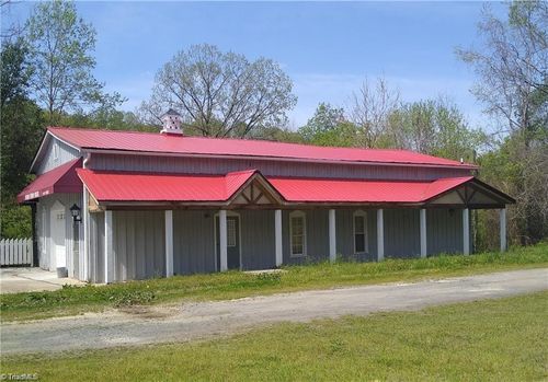 810 Depot St, Ramseur, NC, 27316 | Card Image