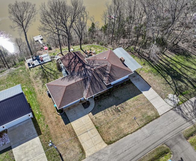 591 Shore Dr, House other with 3 bedrooms, 2 bathrooms and 2 parking in Big Sandy TN | Image 57