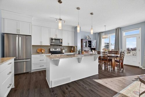 83 Fireside Cres, Cochrane, AB, T4C2L5 | Card Image