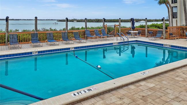 Pool B | Image 31