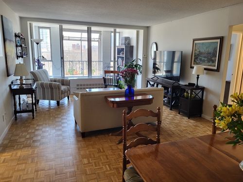 805-33 Pond Ave., Brookline, MA, 02445 | Card Image