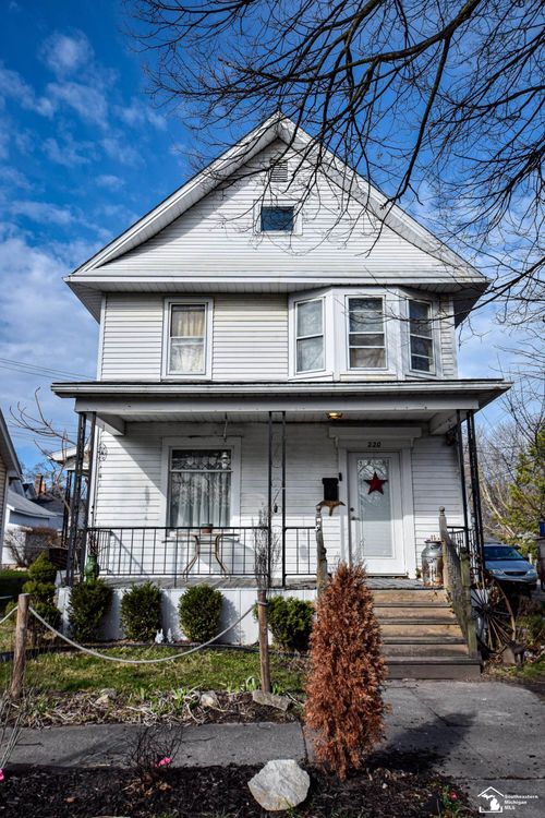 220 W 7th Street, Monroe, MI, 48161 | Card Image