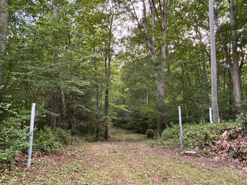 78 Salt Rock Rd, Baltic, CT, 06330-1107 | Card Image