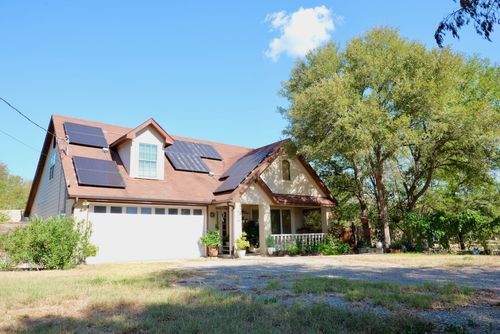 134 Deep Woods Dr, Cedar Creek, TX, 78612-3342 | Card Image