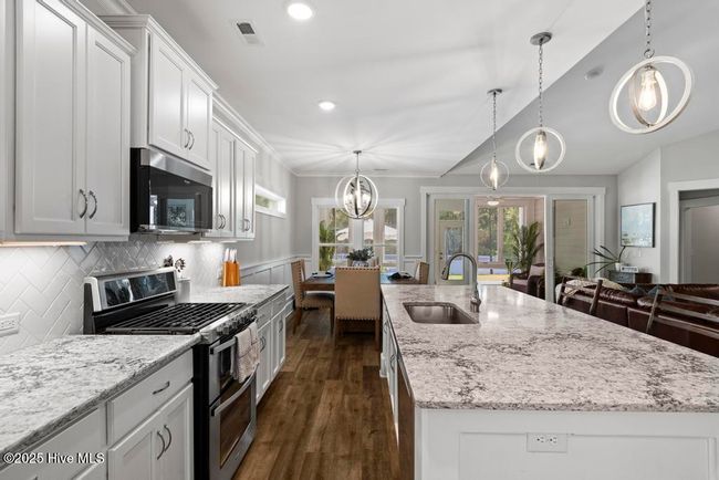 323 Lightning Bug Ln, House other with 3 bedrooms, 3 bathrooms and 2 parking in Holly Ridge NC | Image 30