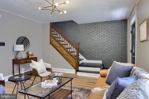 729 6th St, LANCASTER, PA, 17603-5001 | Card Image