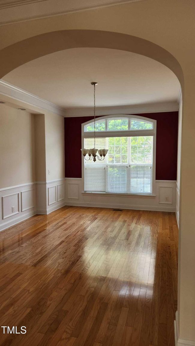 Main Level | Image 24