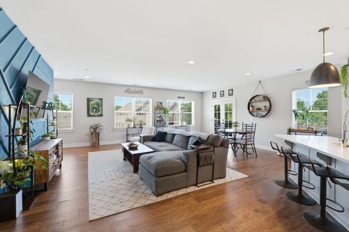 5608 Morrow Rd, Nashville, TN, 37209-1933 | Card Image