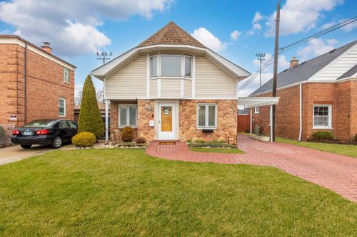 5124 W 64th St, Chicago, IL, 60638-5752 | Card Image