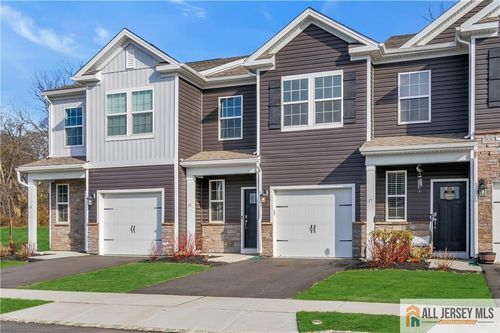 17 Katherine Dr, Burlngtn Twp, NJ, 08016-4444 | Card Image