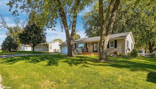 304 N Elizabeth St., Mount Pleasant, IA, 52641 | Card Image