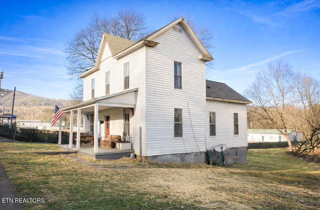 Residential in Rockwood 3