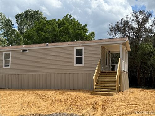 8250 W Fairoak Ct, Crystal River, FL, 34428-5921 | Card Image
