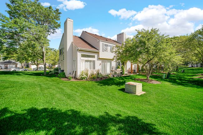 4 - 215 Sierra Pass Dr, Condo with 2 bedrooms, 2 bathrooms and 1 parking in Schaumburg IL | Image 21