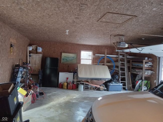 Attached garage | Image 14