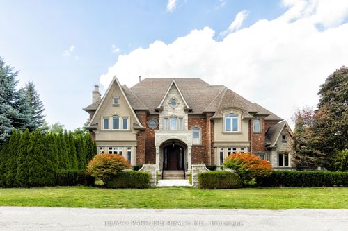 68 Maple Grove Ave, Richmond Hill, ON, L4E2X2 | Card Image