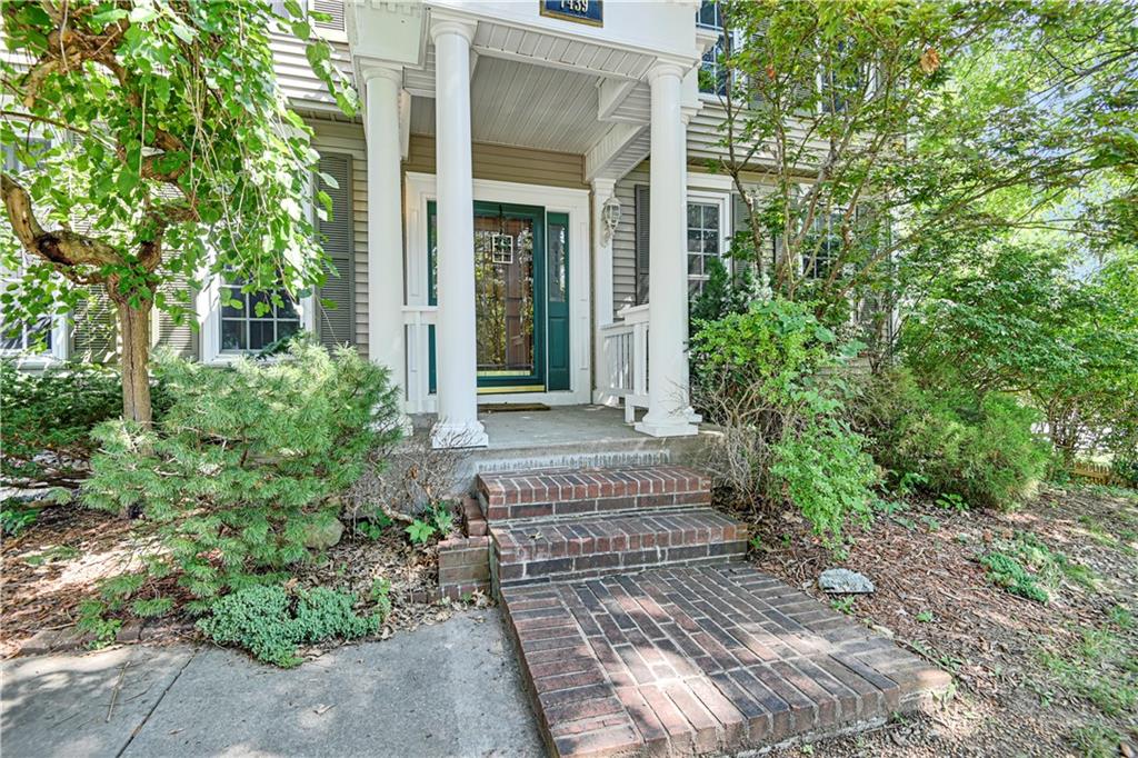 Strathbury Ave, Kansas City, MO 64151
