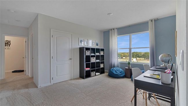 33604 Seattle Slew Dr, House other with 5 bedrooms, 3 bathrooms and null parking in SORRENTO FL | Image 20