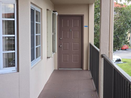 apt-212h-1100 Sw 130th Ave, Pembroke Pines, FL, 33027-2140 | Card Image