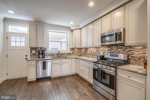 631 S Eaton St, BALTIMORE, MD, 21224-4308 | Card Image