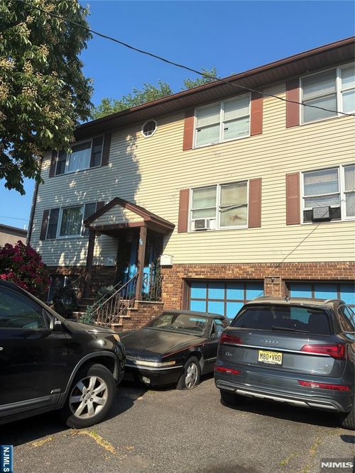 2nd-64 Brandt St, Little Ferry, NJ, 07643-1537 | Card Image
